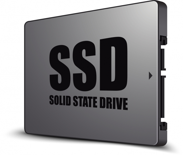 SSD csere – 240 GB