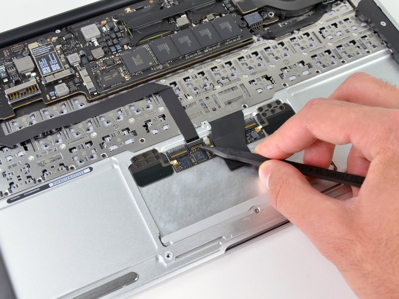 Trackpad csere