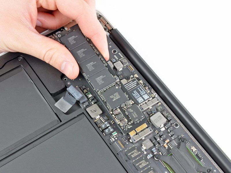 SSD csere – 500 GB