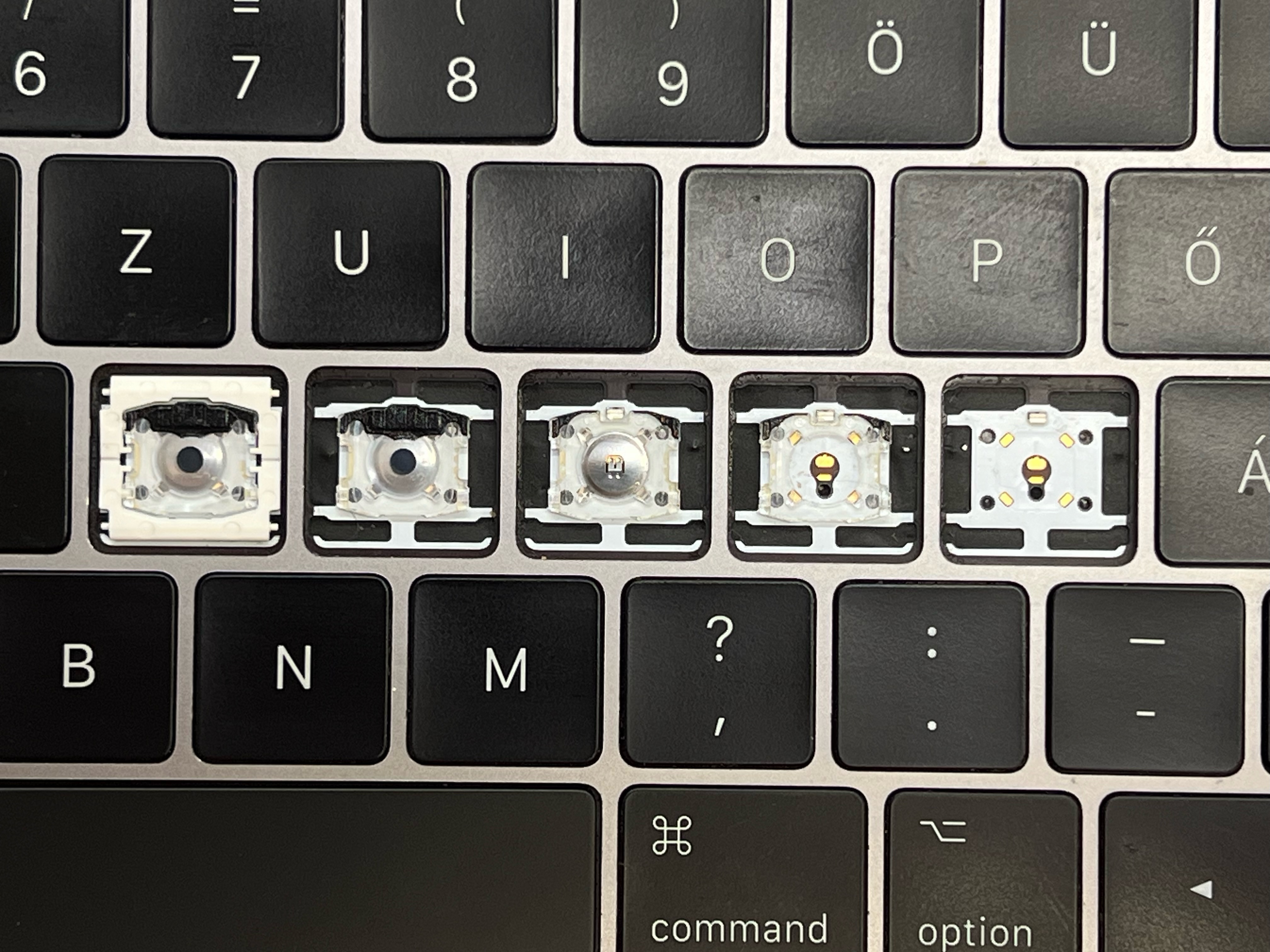 Billentyűzet hiba javítása MacBook, Macbook Air és MacBook Pro típusok esetén melyek Butterfly (pillangó) mechanikával rendelkeznek